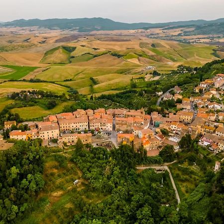 Il Sole Alla Terra Terricciola Eksteriør bilde